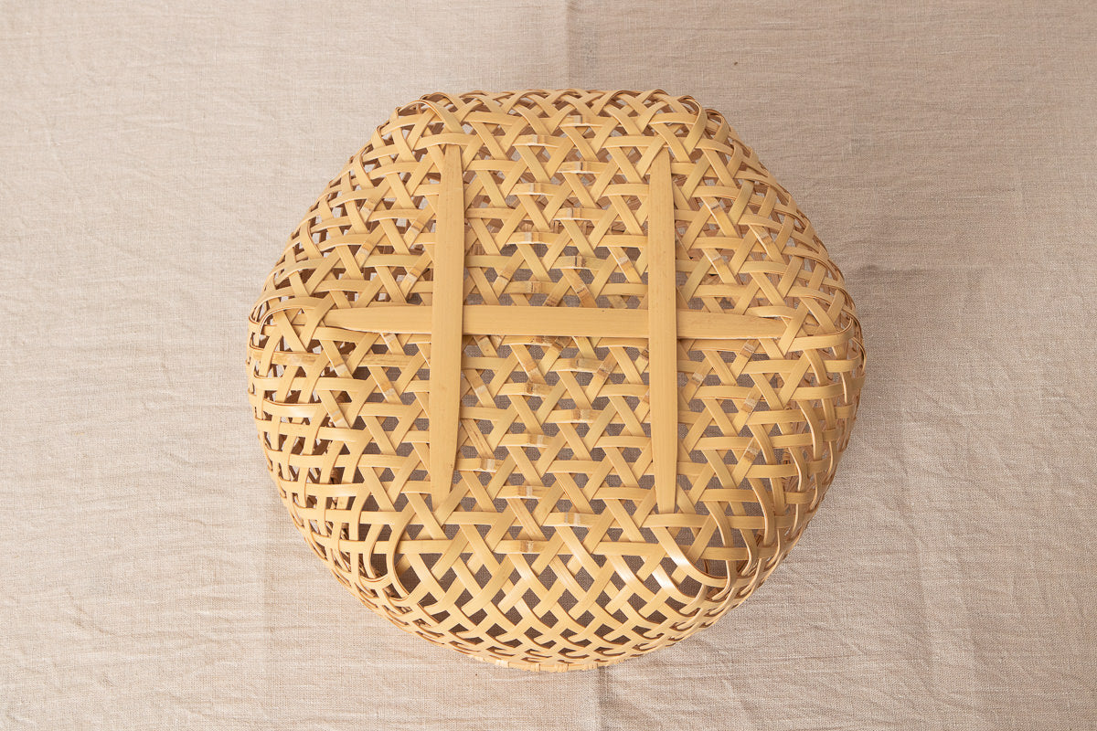 Storage Basket “Tessen Weave” / White Bamboo / Tochigi-JPN 350107-1