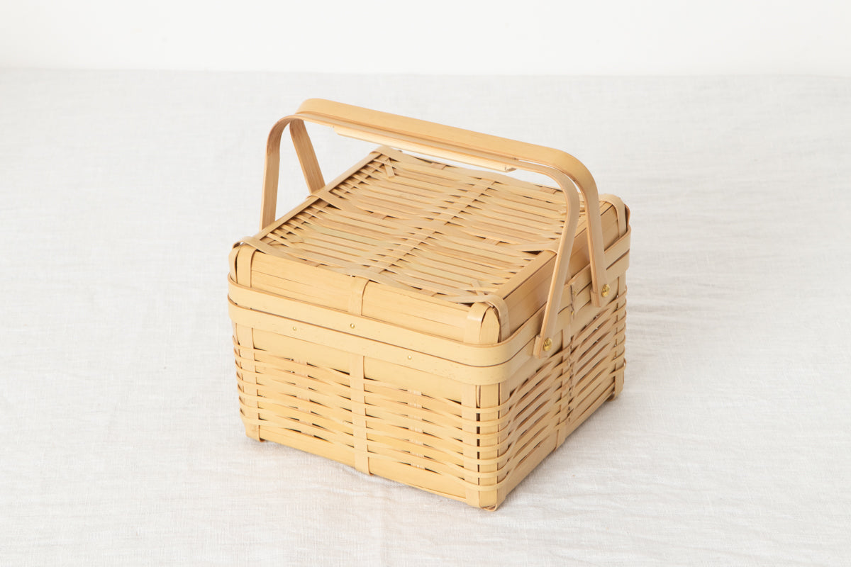 Handled Lunch Basket Small / White Bamboo / Kagoshima-JPN 211201