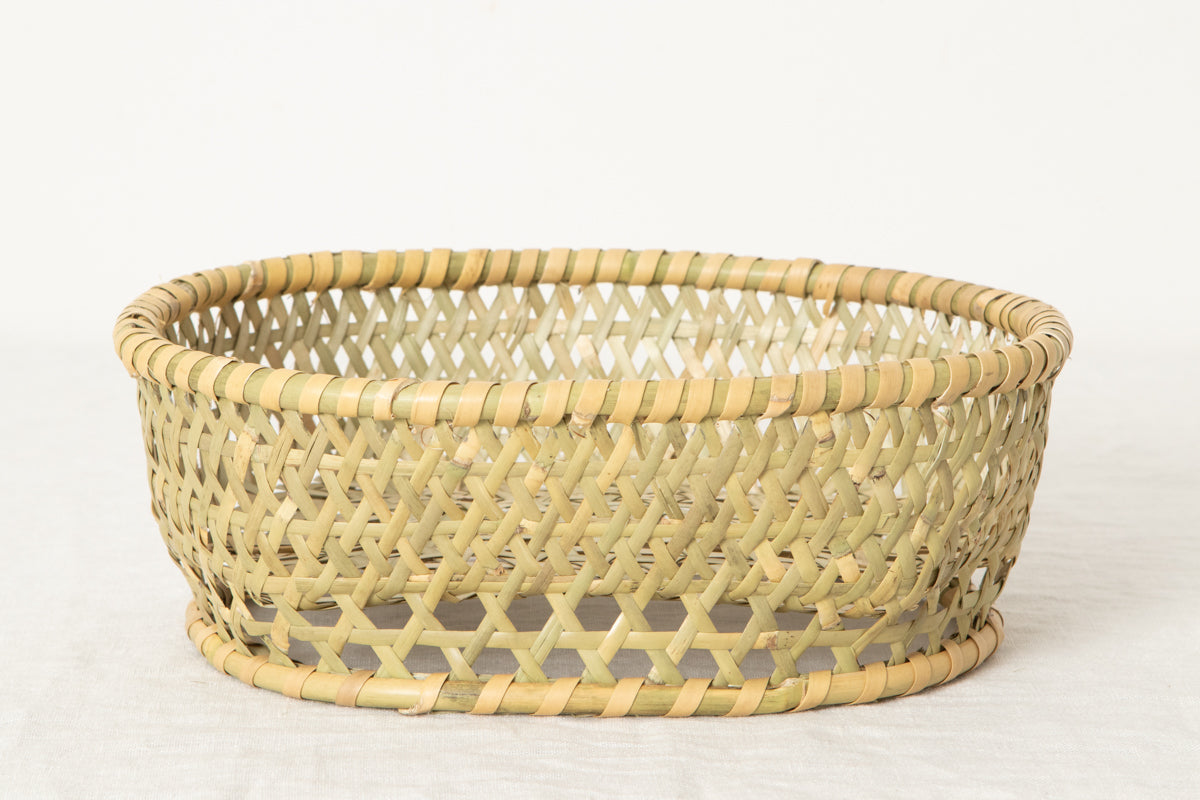 Oval Shallow Dish Basket / Nemagari Bamboo / Nagano-JPN 610232-1