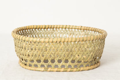 Oval Shallow Dish Basket / Nemagari Bamboo / Nagano-JPN 610232-1