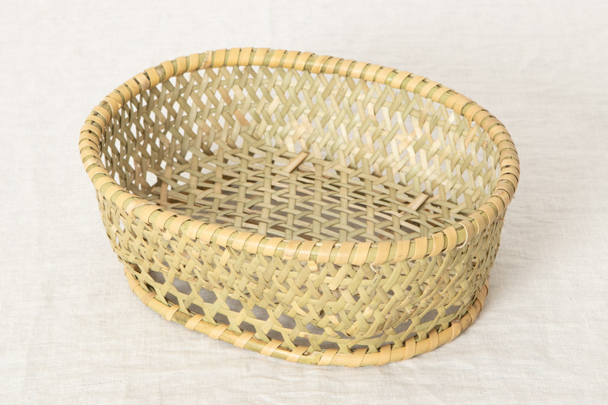Oval Shallow Dish Basket / Nemagari Bamboo / Nagano-JPN 610232-1