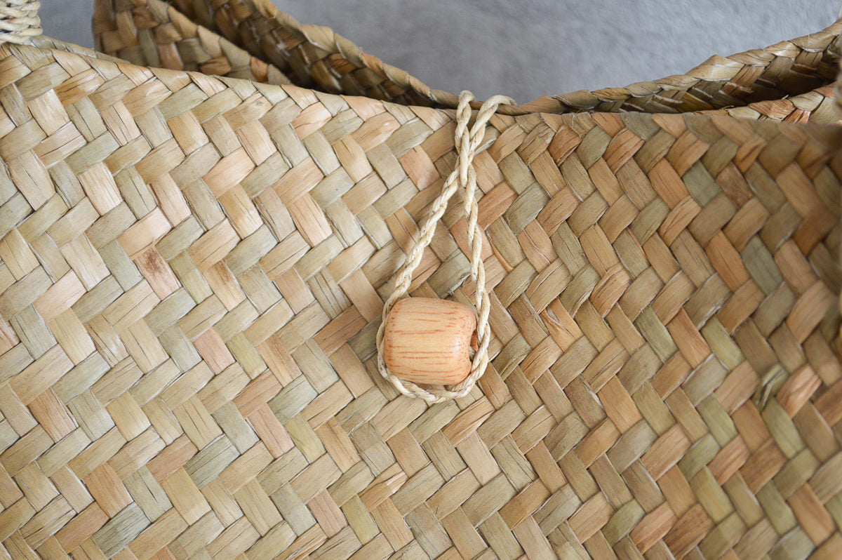Handbag “Cube” with Closure / Krajood Grass / THA 3115107-1